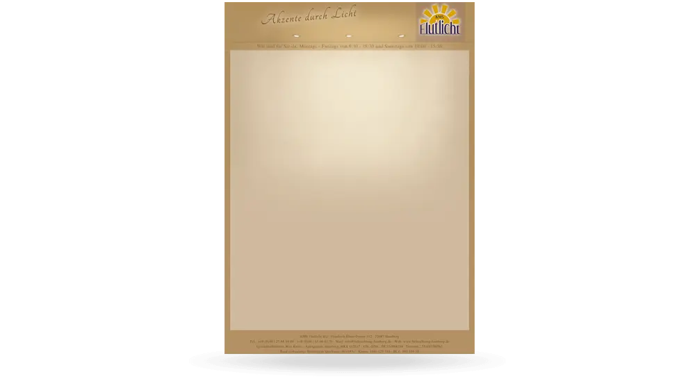 Farbig bedrucktes Briefpapier eines Leuchtenhandels mit grafisch dargestellter Wand, die durch Decken-Spots beleuchtet wird, im Hintergrund.