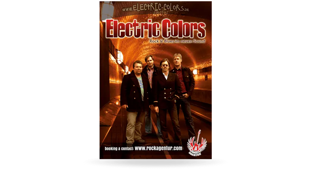 Flyer der Rockband Electric Colors - Alter Elbtunnel im Hintergrund und die vier Musiker im Vordergrund, darüber das Band-Logo.